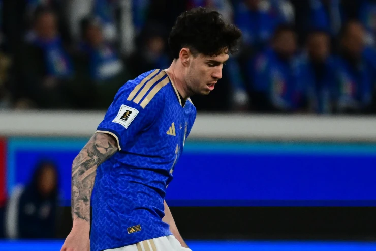 Alessandro Bastoni con l'Italia