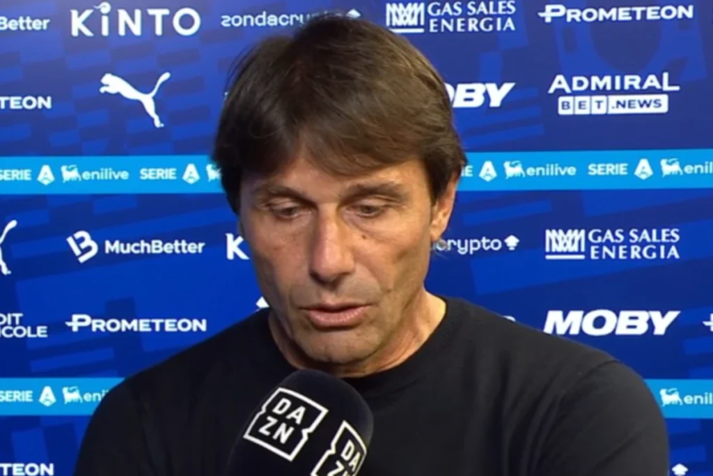 Antonio Conte in conferenza stampa commenta la corsa scudetto Napoli vs Inter