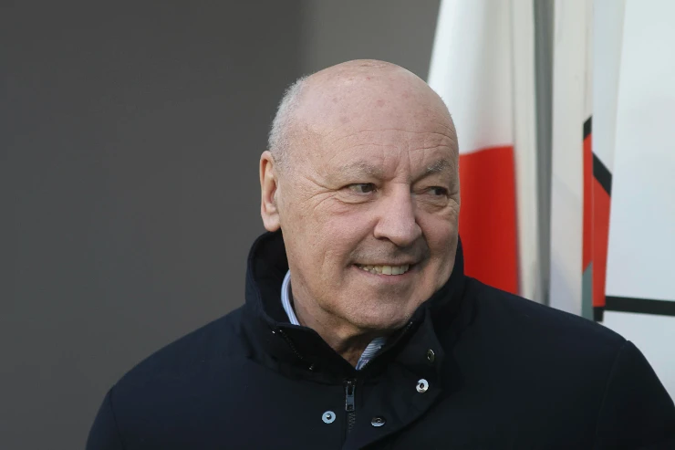 Marotta sorride ad un evento