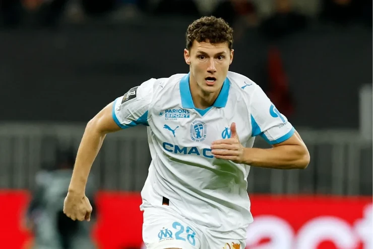 Pavard tornerà all'Inter al termine del prestito 