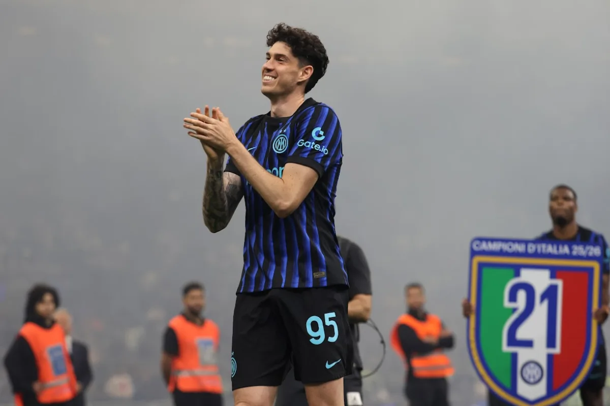 Inter, messaggio chiaro dei tifosi a Bastoni: la sua reazione è inequivocabile (VIDEO)